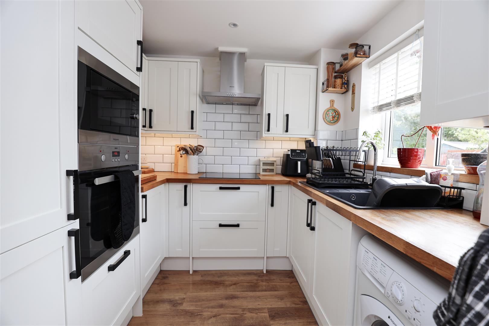 63 Clos Ogney, Llantwit Major,Vale of Glamorgan, CF61 2SN